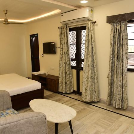 Holiday Out Hotel Jodhpur  Exterior photo