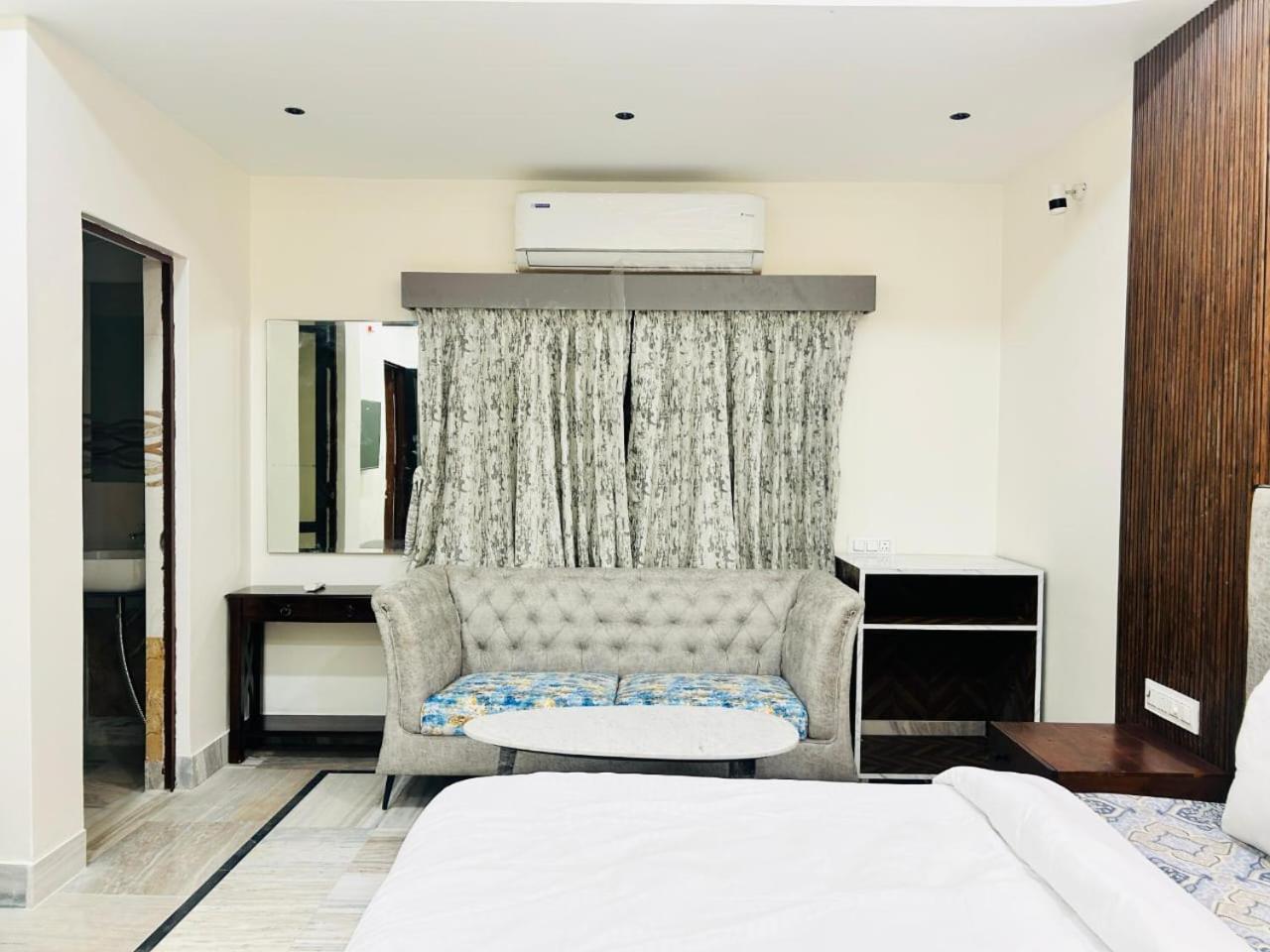 Holiday Out Hotel Jodhpur  Exterior photo