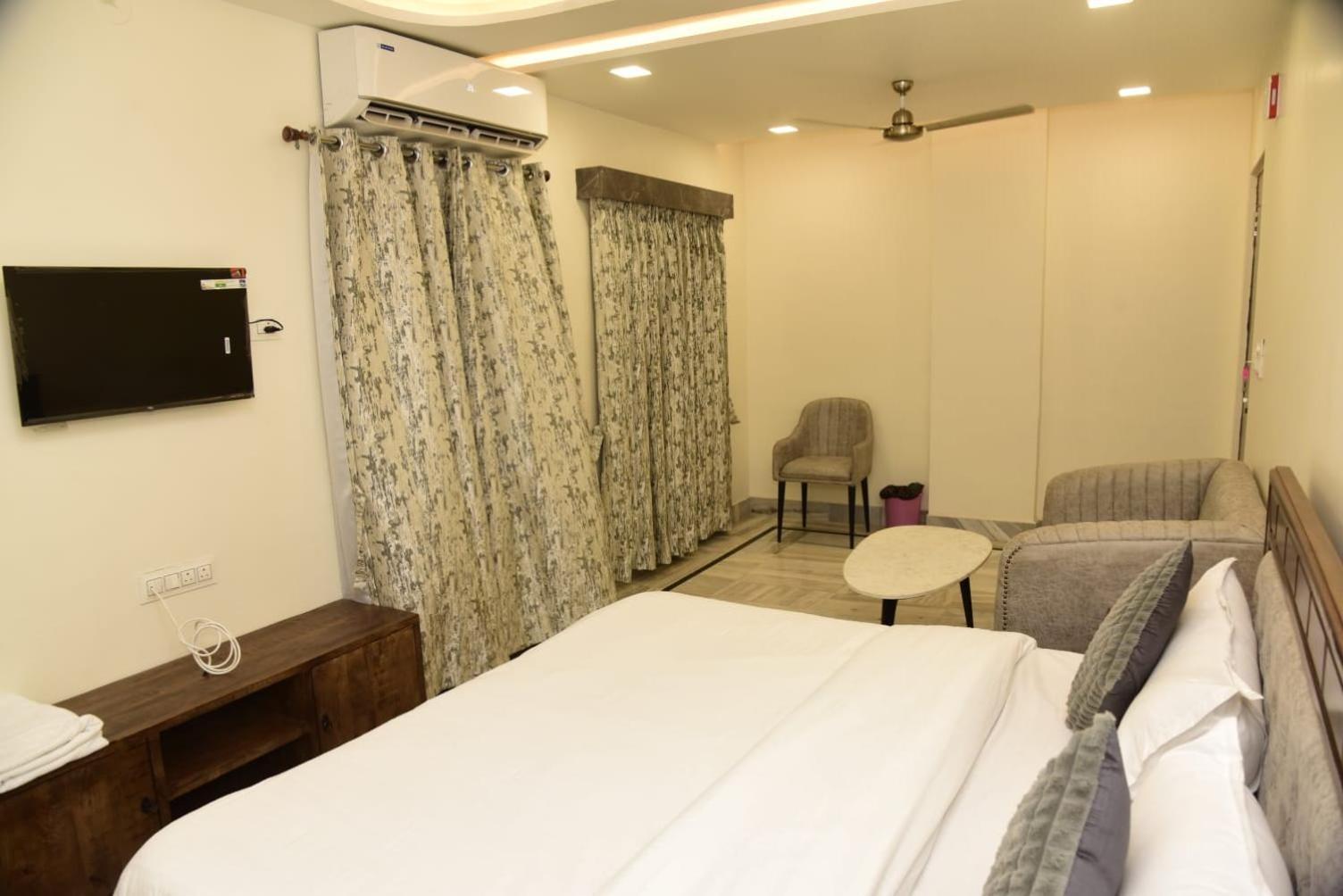 Holiday Out Hotel Jodhpur  Exterior photo